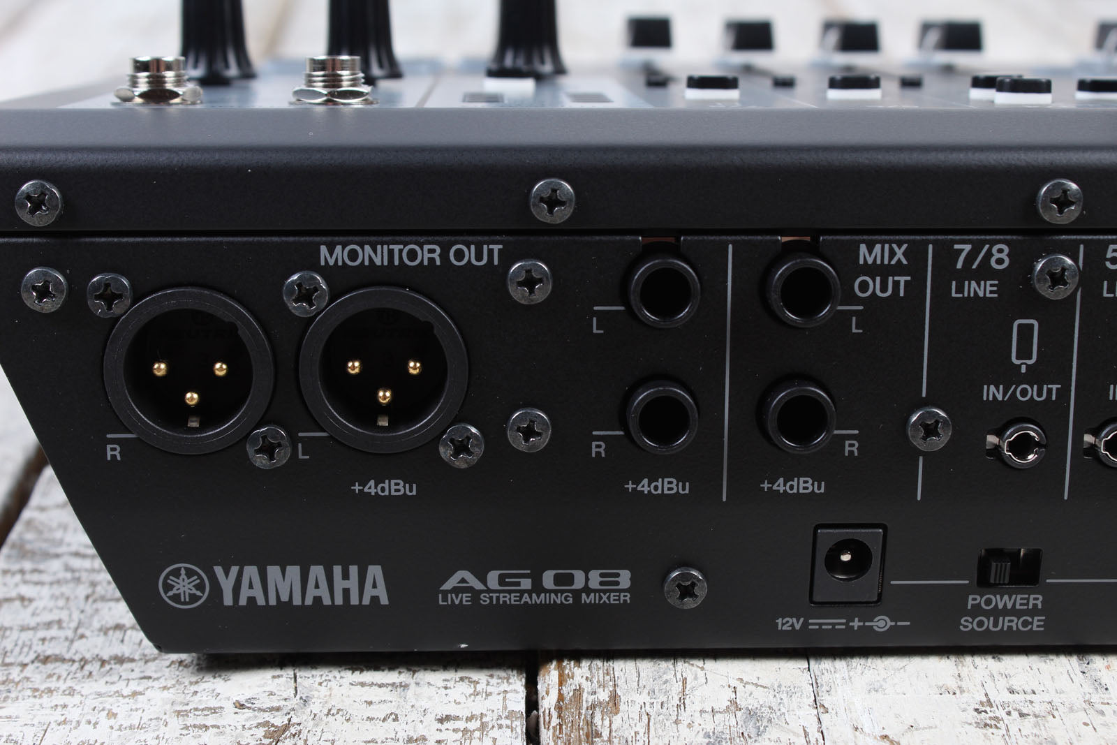 Yamaha AG08 8 Channel Mixer with USB Audio Interface Streaming and Webcasting