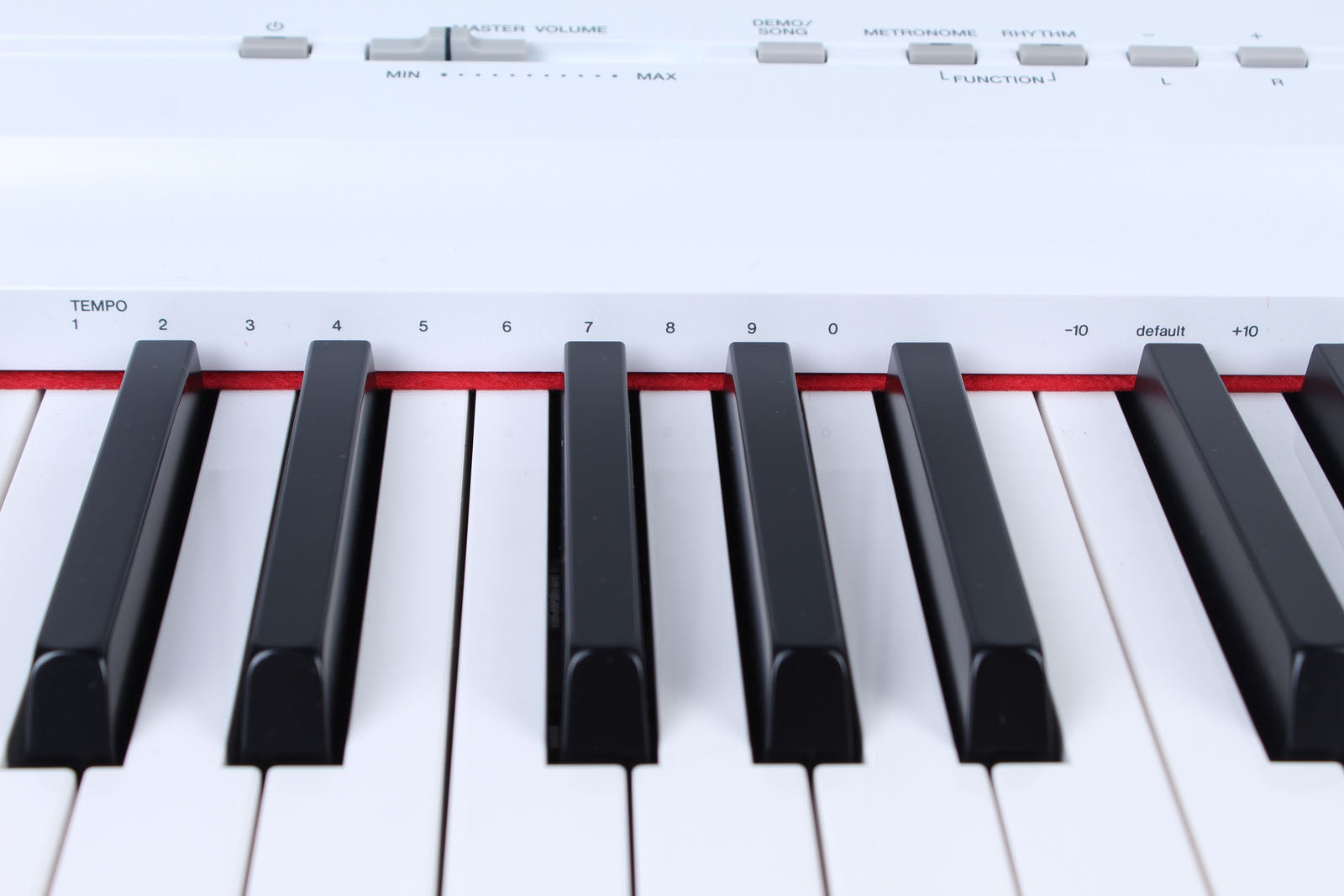 Yamaha P125A White 88 Key Graded Hammer Digital Piano with Power Supply & Pedal