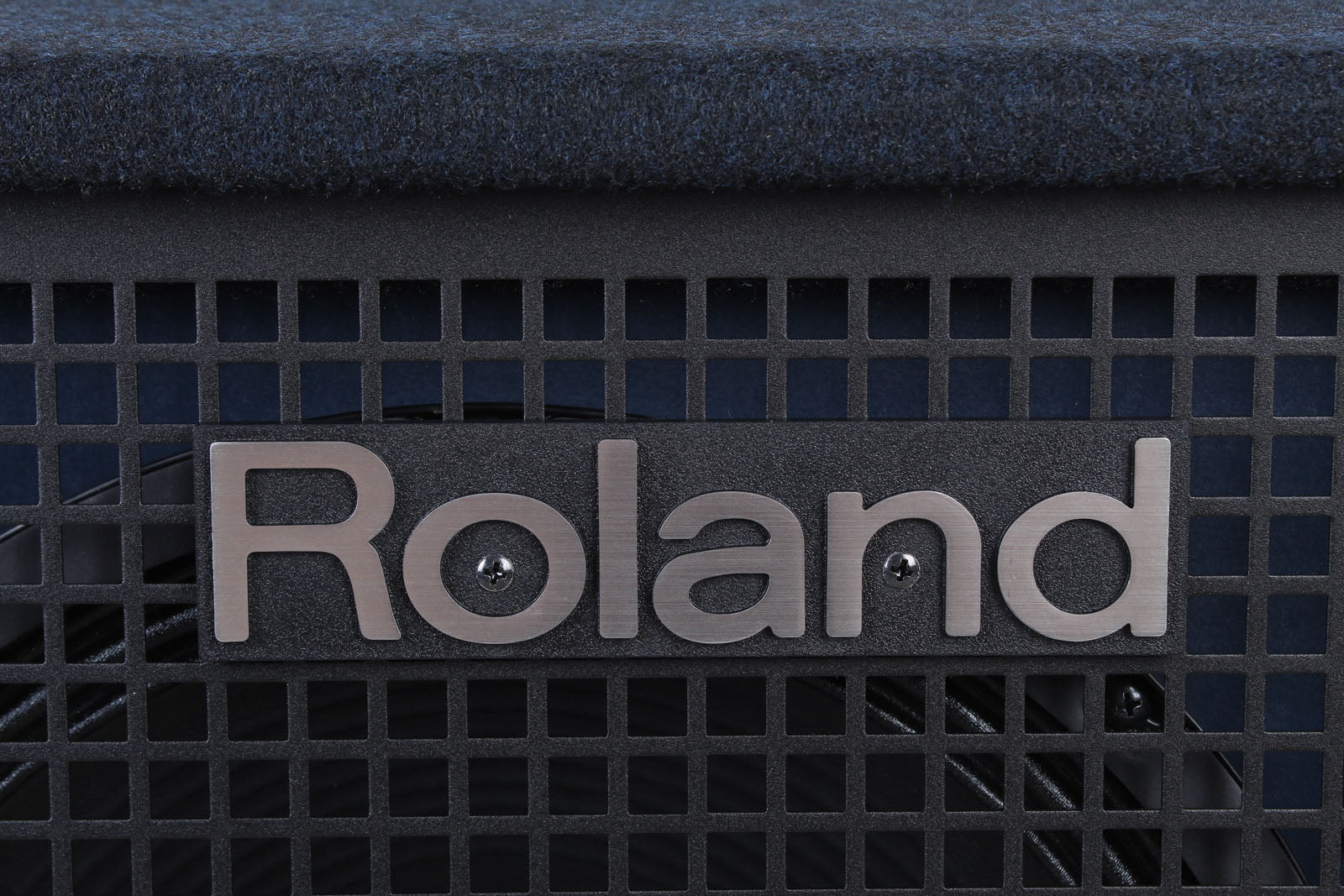 Roland KC-200 Keyboard Amplifier 4 Channel 100 Watt Mixing Keyboard Amp