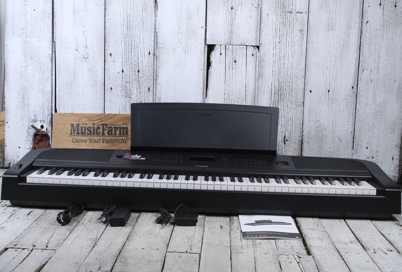 Yamaha DGX-670 Black 88 Key Digital Portable Grand Piano with Sustain Pedal Secondary image