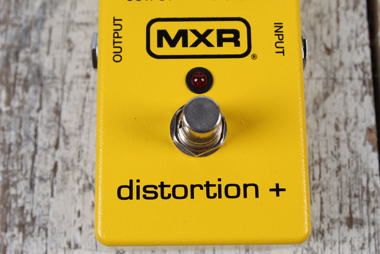 Dunlop MXR M104 Distortion+ Electric Guitar Effects Pedal Distortion Plus