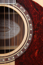 Load image into Gallery viewer, Washburn D20SCE Heritage Series Dreadnought Acoustic Electric Guitar Natural