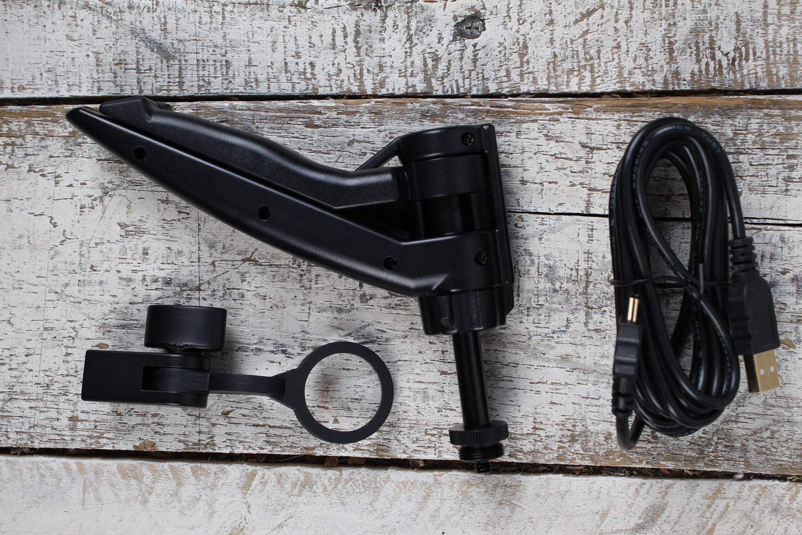 U37  CAD Audio U37 USB Large Diaphragm Cardioid Condenser Microphone with Stand and Cable