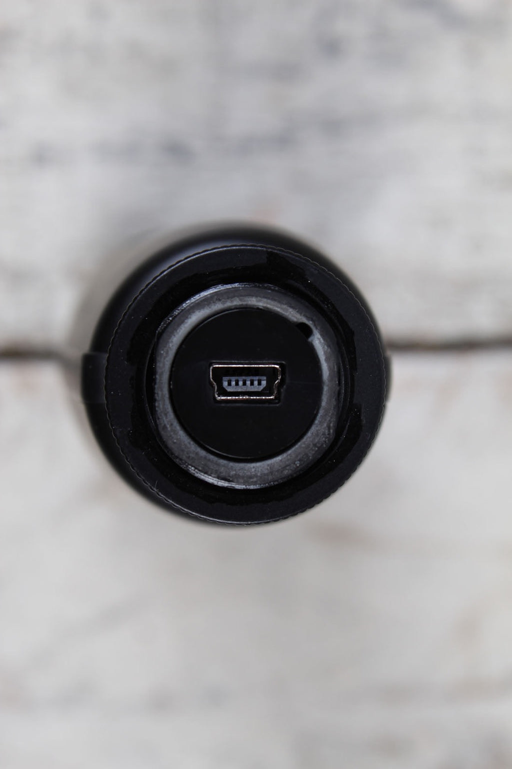 U37  CAD Audio U37 USB Large Diaphragm Cardioid Condenser Microphone with Stand and Cable