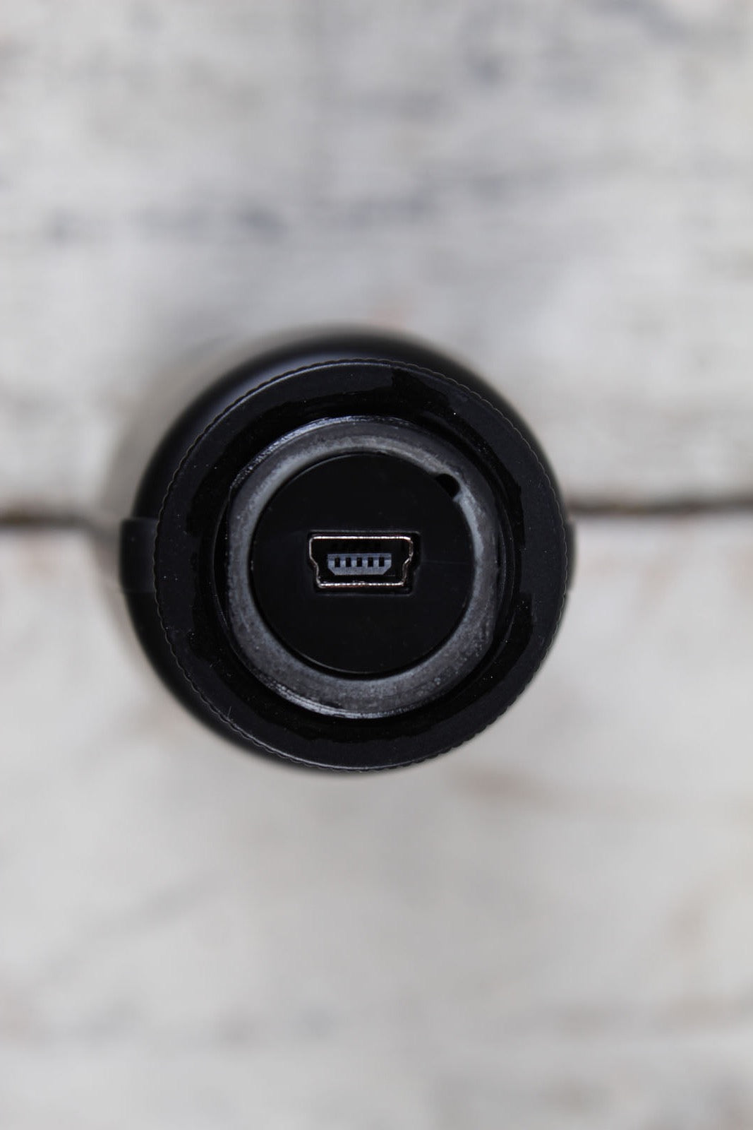 U37  CAD Audio U37 USB Large Diaphragm Cardioid Condenser Microphone with Stand and Cable