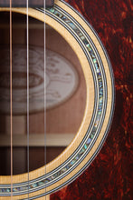 Load image into Gallery viewer, Washburn Heritage Series D100SWK Dreadnought Acoustic Guitar with Hardshell Case