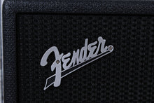 Load image into Gallery viewer, Fender® Rumble LT25 Electric Bass Guitar Combo Amplifier 25 Watt 1 x 8 Amp w USB