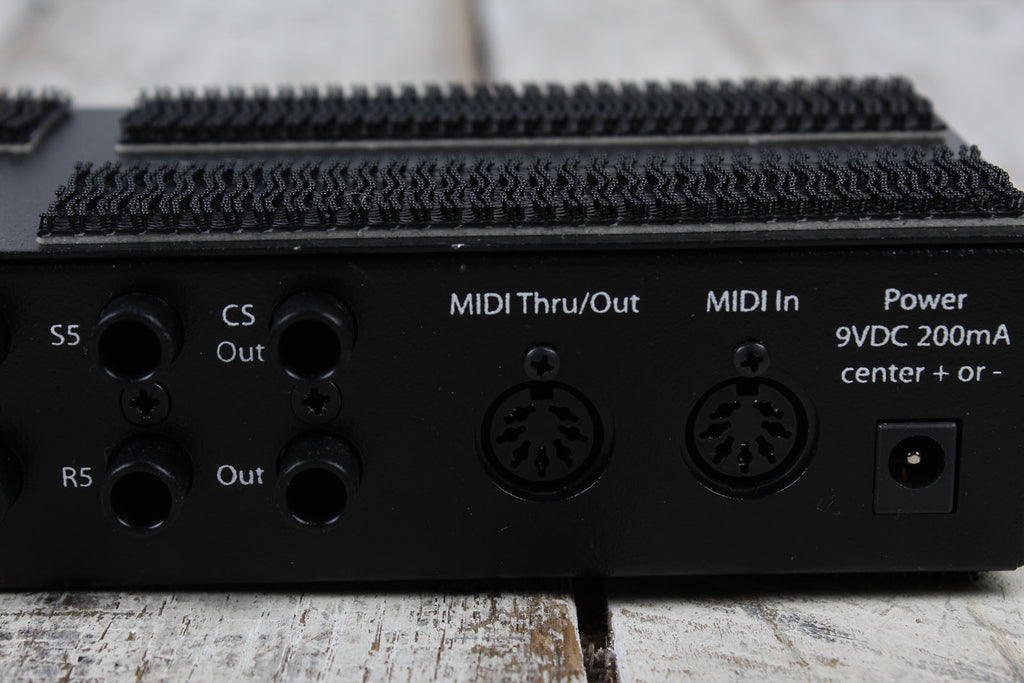 RJM Music Technology Mini Effect Gizmo Compact Effects Pedal Switcher