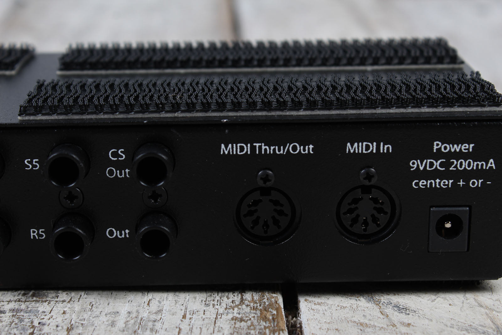 RJM Music Technology Mini Effect Gizmo Compact Effects Pedal Switcher