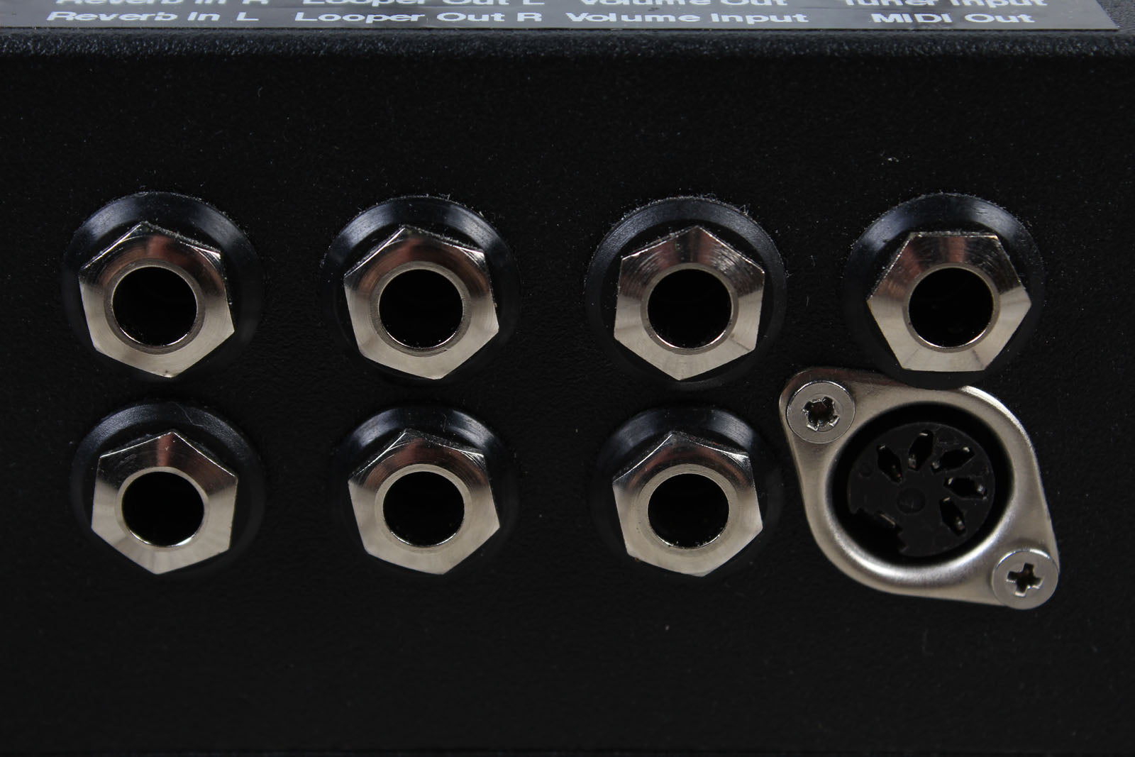 Nice Rack Canada 1/4 Inch to XLR In / Out Adapter