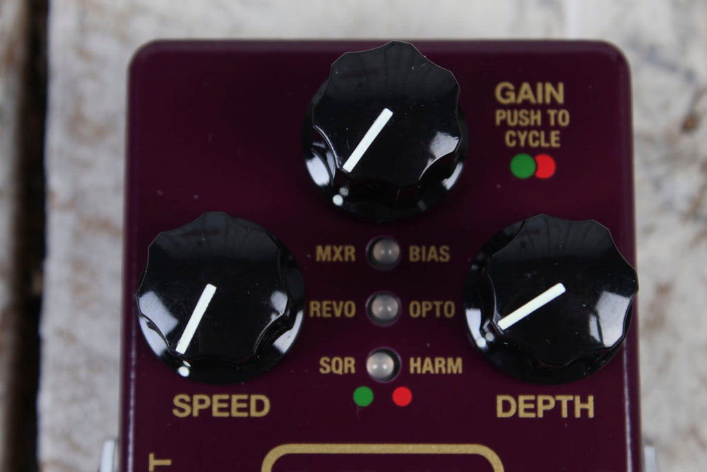 MXR Tremolo Effects Pedal Electric Guitar Tremolo Effect Pedal with 6 Modes M305