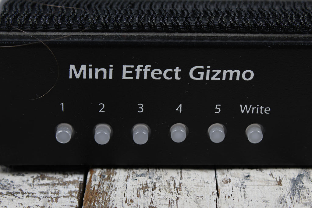 RJM Music Technology Mini Effect Gizmo Compact Effects Pedal Switcher