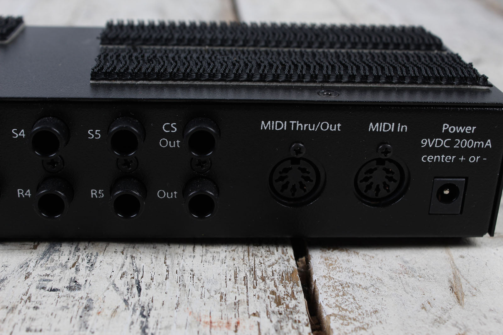 RJM Music Technology Mini Effect Gizmo Compact Effects Pedal Switcher