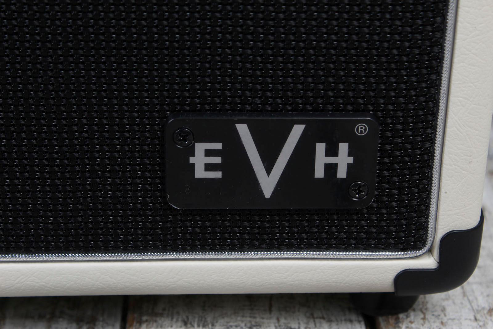 EVH 5150 Iconic Series Electric Guitar Combo Amplifier Ivory with Footswitch