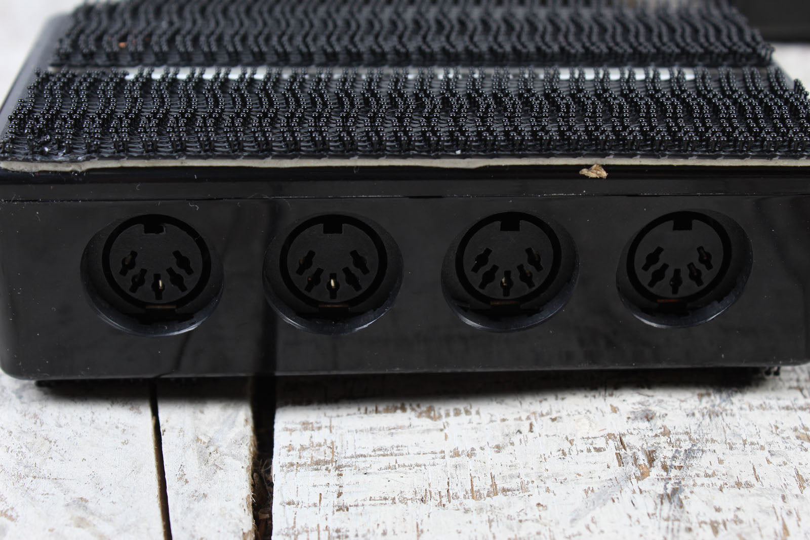 Midi Solutions Event Processor MultiVoltage Quadra Thru & Relay MIDI Interfaces with Cables