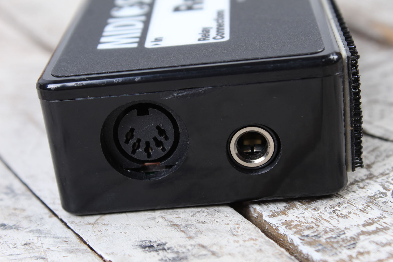 Midi Solutions Event Processor MultiVoltage Quadra Thru & Relay MIDI Interfaces with Cables