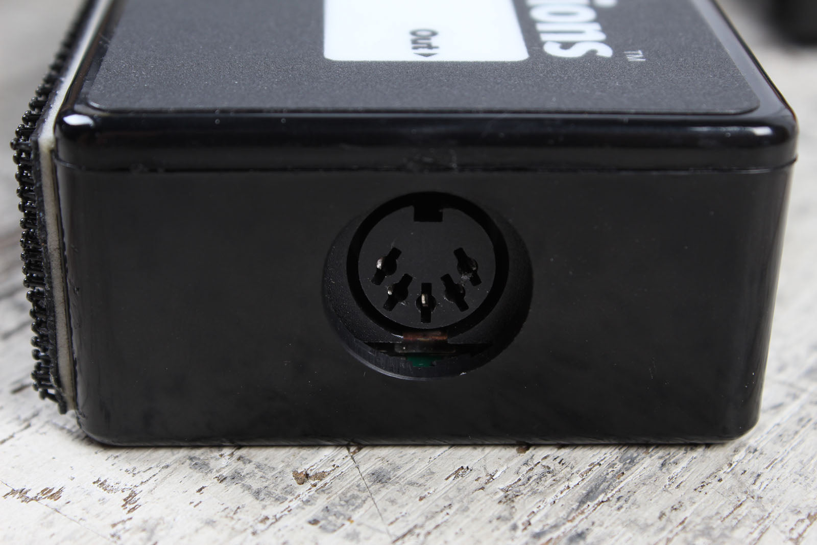 Midi Solutions Event Processor MultiVoltage Quadra Thru & Relay MIDI Interfaces with Cables
