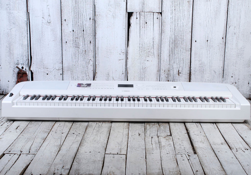 Yamaha DGX-670 White 88 Key Digital Portable Grand Piano with Sustain Pedal
