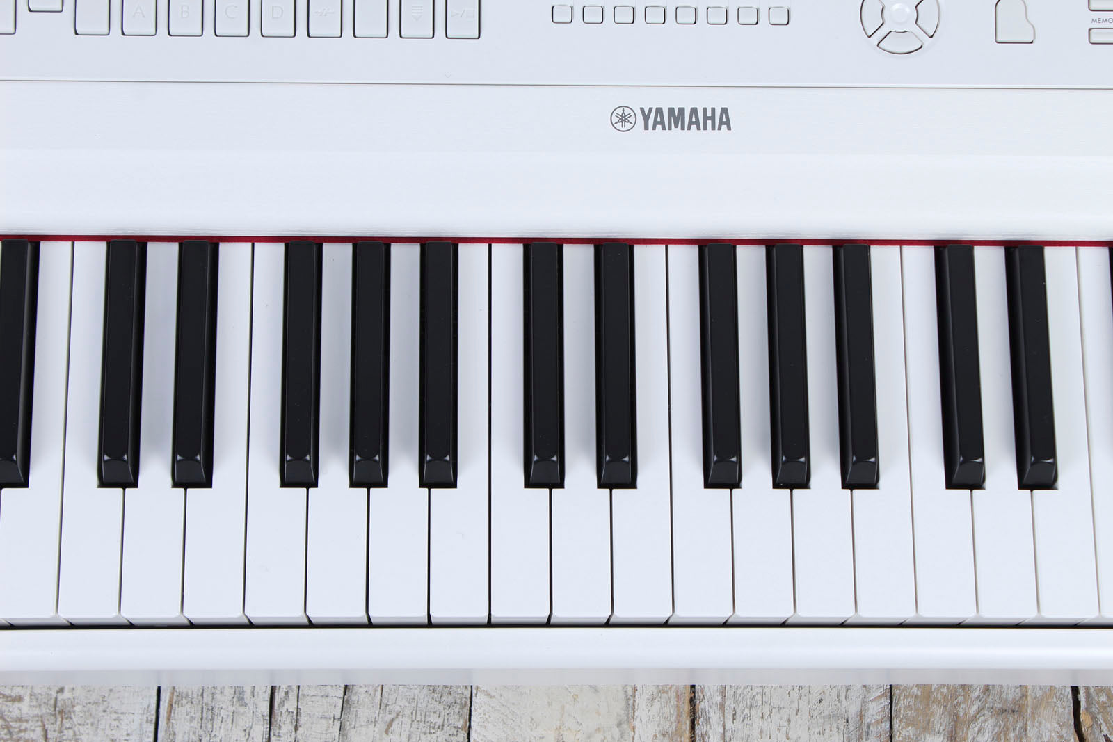 Yamaha DGX-670 White 88 Key Digital Portable Grand Piano with Sustain Pedal