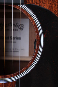 Martin 000-10E Acoustic Electric Guitar 000-14 Fret Auditorium Body with Gig Bag