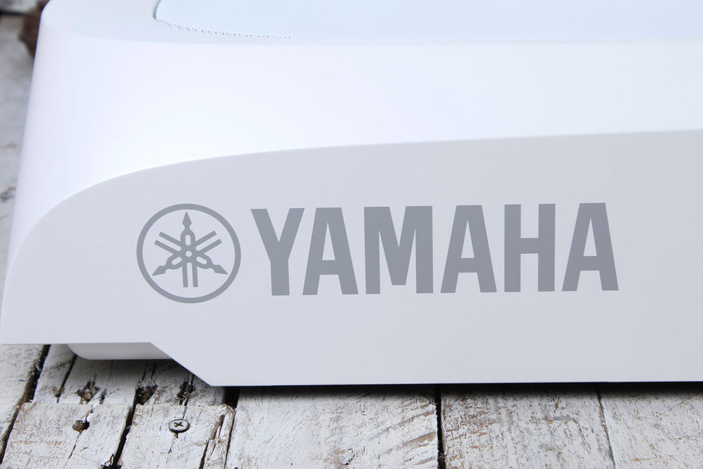 Yamaha DGX-670 White 88 Key Digital Portable Grand Piano with Sustain Pedal