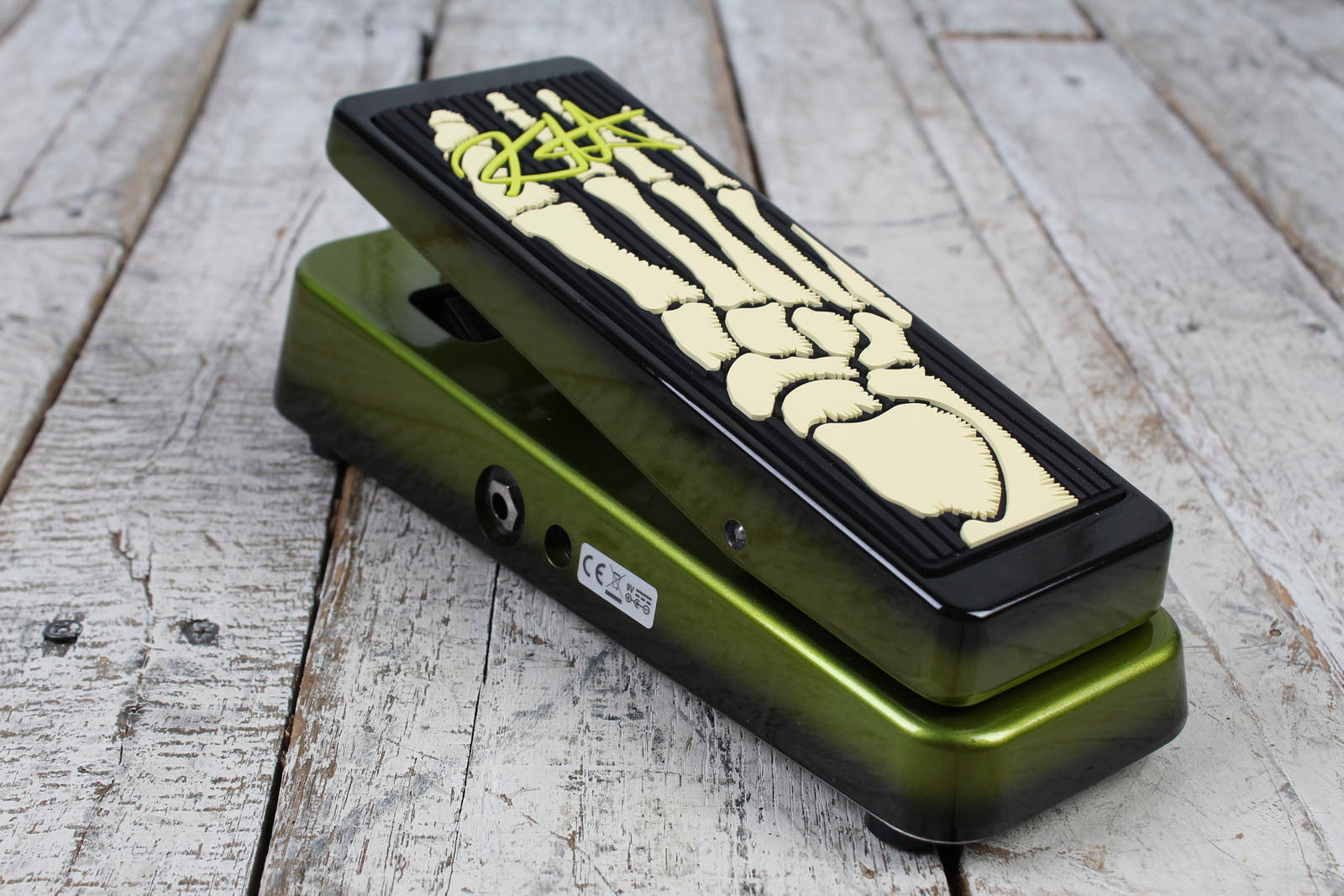 Dunlop Kirk Hammett Signature Cry Baby Wah Electric Guitar Effects Pedal KH95