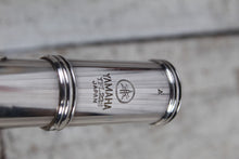 Load image into Gallery viewer, Yamaha YFL-22S Student Flute Made in Japan with Hardshell Case