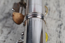 Load image into Gallery viewer, Yamaha YFL-22S Student Flute Made in Japan with Hardshell Case