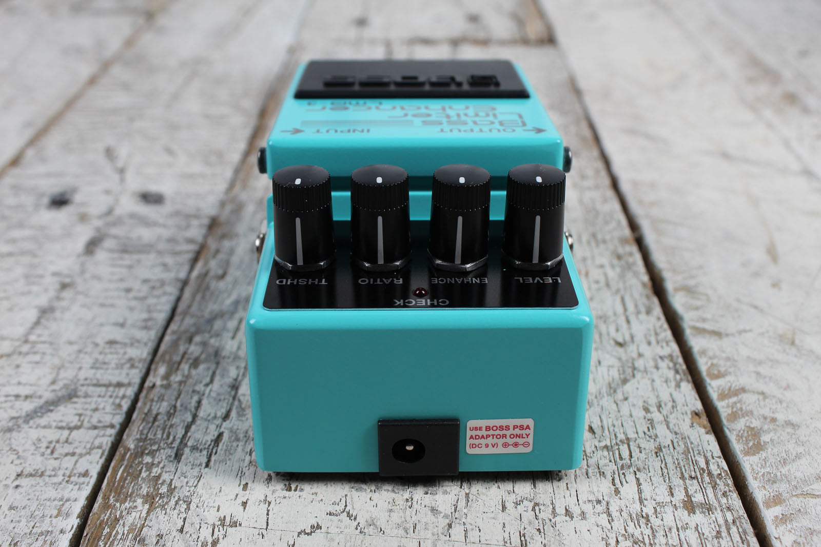 Boss LMB-3 Bass Pedal Electric Bass Guitar Limiter and Enhancer Effects Pedal