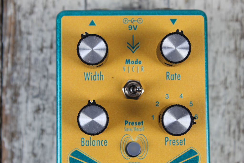 EarthQuaker Aurelius Tri-Voice Chorus Pedal Electric Guitar Chorus Effects Pedal