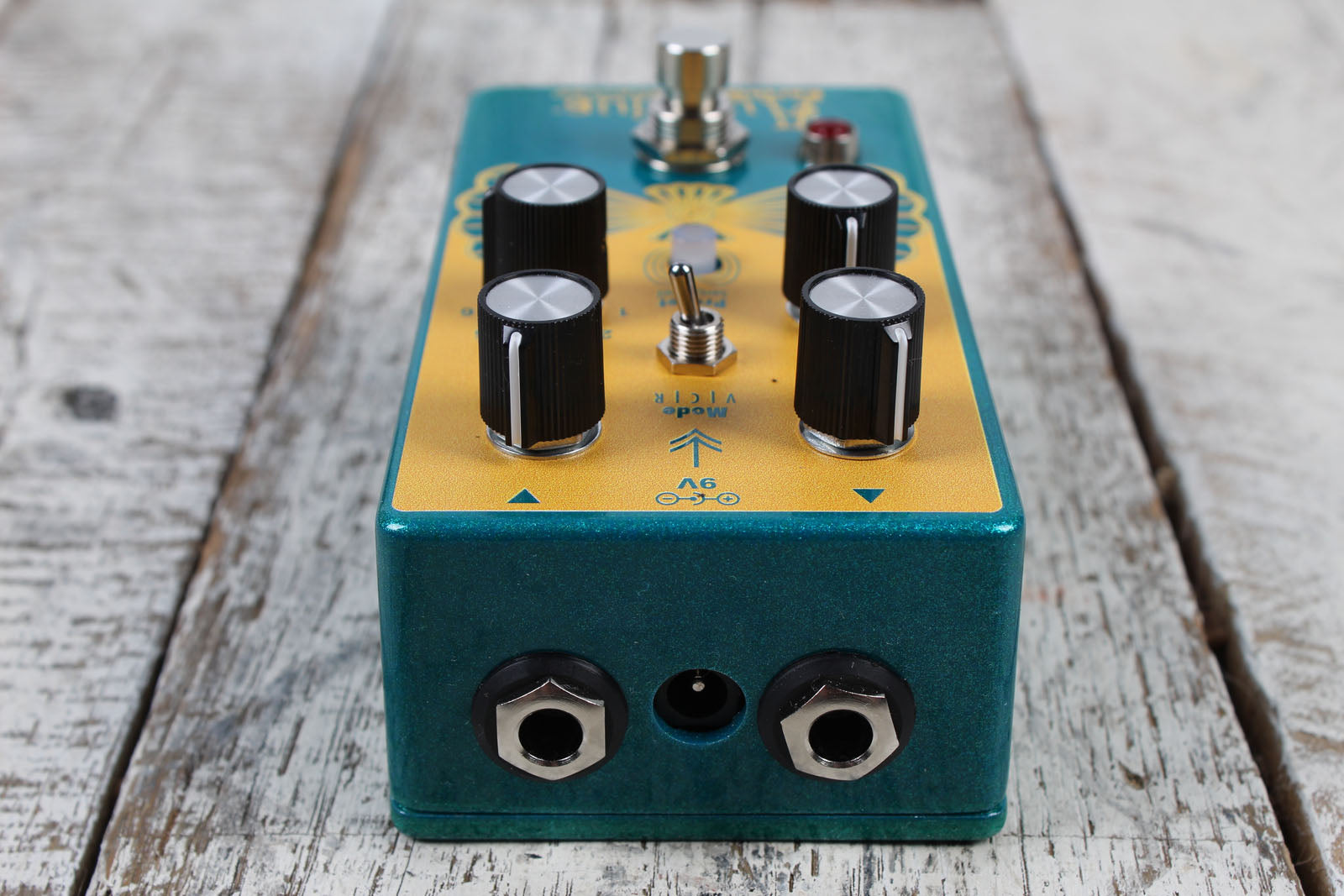 EarthQuaker Aurelius Tri-Voice Chorus Pedal Electric Guitar Chorus Effects Pedal