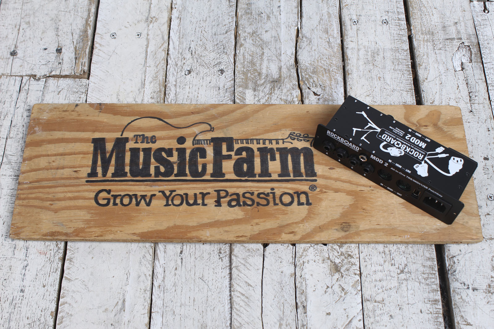 RockBoard RBO B MOD 2 V2 All in One Patchbay for MIDI Controlled Amps & Devices Secondary image