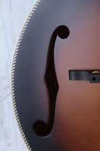 Load image into Gallery viewer, Washburn Americana M118SW Florentine Cutaway F Style Mandolin w Hardshell Case