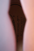 Load image into Gallery viewer, Washburn Americana M118SW Florentine Cutaway F Style Mandolin w Hardshell Case