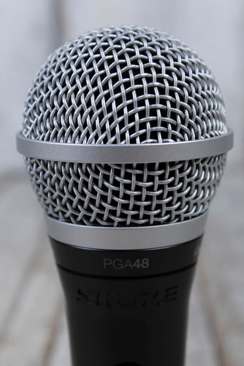 Shure Cardioid Dynamic Vocal Microphone with XLR-QTR cable