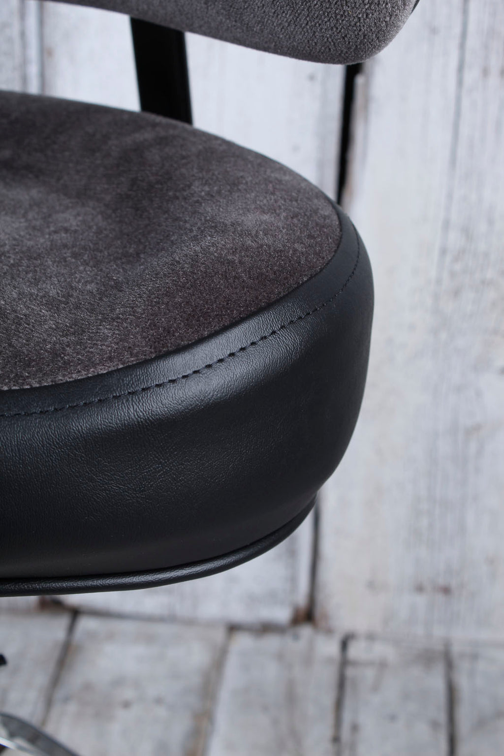 Roc N Soc Manual Spindle Drum Throne Adjustable Height Saddle Seat w Back Rest
