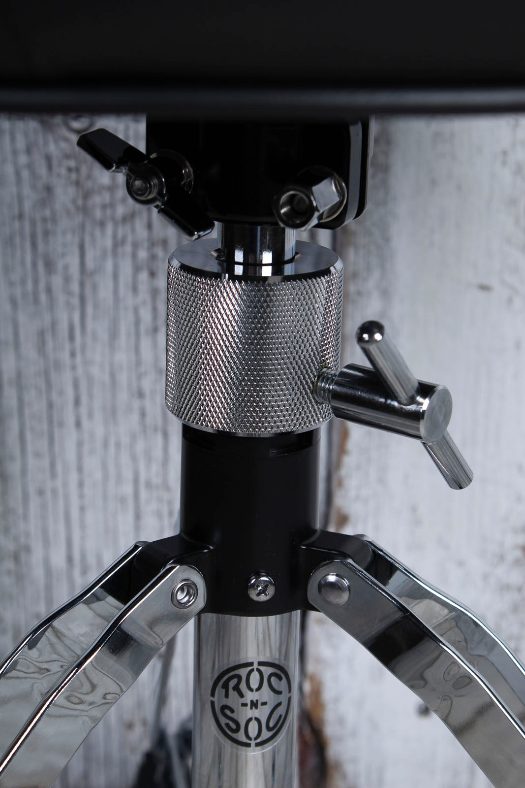 Roc N Soc Manual Spindle Drum Throne Adjustable Height Round Seat Black