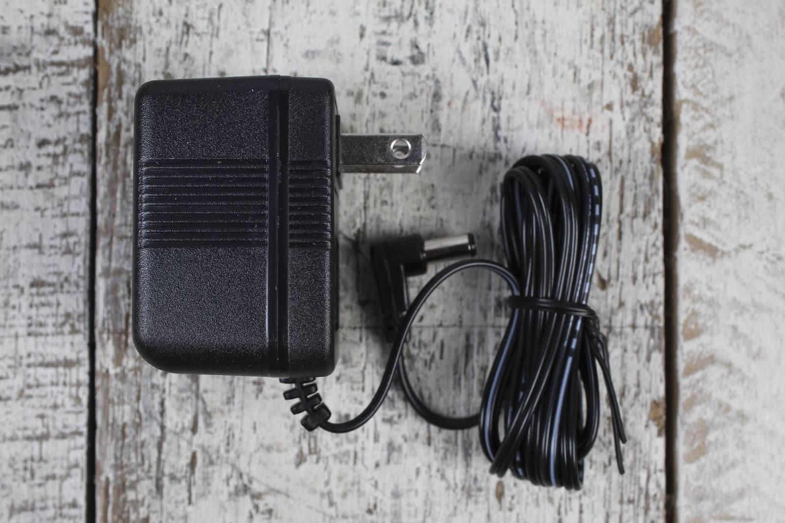Electro-Harmonix The Worm Wah Phaser Vibrato Tremolo Guitar Multi-Effects Pedal