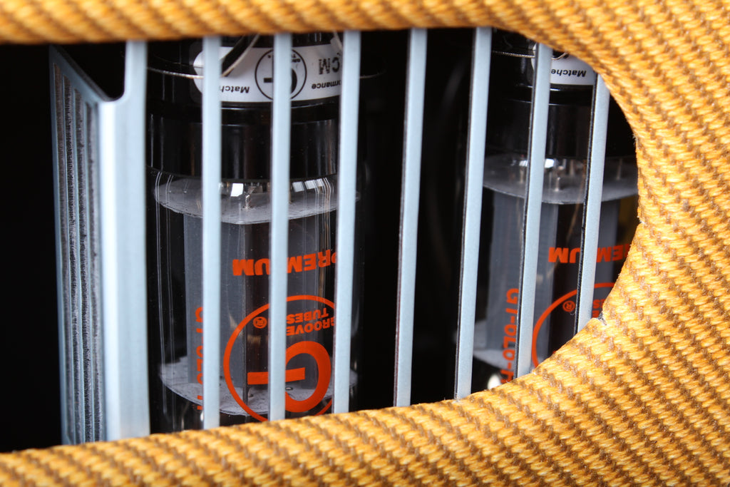 Fender Blues Deluxe Reissue Electric Guitar Tube Amp Combo Amplifier Tweed with Footswitch