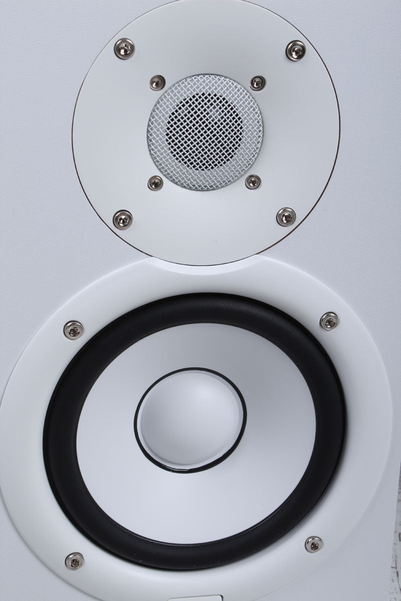 	 Yamaha HS5 PAIR OF TWO 70W Bi Amp Two Way Powered Studio Monitor Active Speaker - White