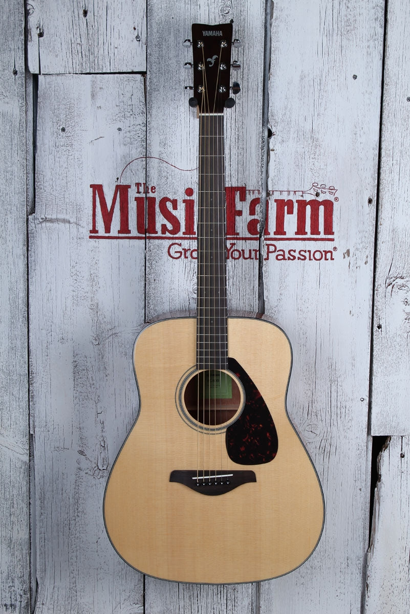 Yamaha Dreadnought Acoustic Guitar Solid Spruce Top Natural Gloss Finish FG800