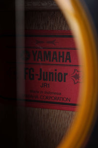 Yamaha FG Junior JR1 3/4 Size Dreadnought Junior Acoustic Guitar with Gig Bag
