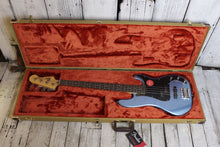 Load image into Gallery viewer, Fender® Pro Series Bass Cases 