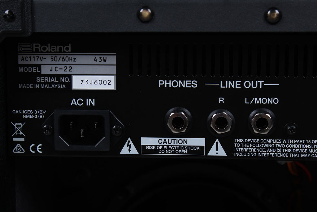 Roland JC22 Jazz Chorus Electric Guitar Combo Amplifier 30 Watt Solid State Amp