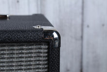 Load image into Gallery viewer, Fender® Rumble 100 Electric Bass Guitar Amplifier 100 Watt 1 x 12 Combo Amp
