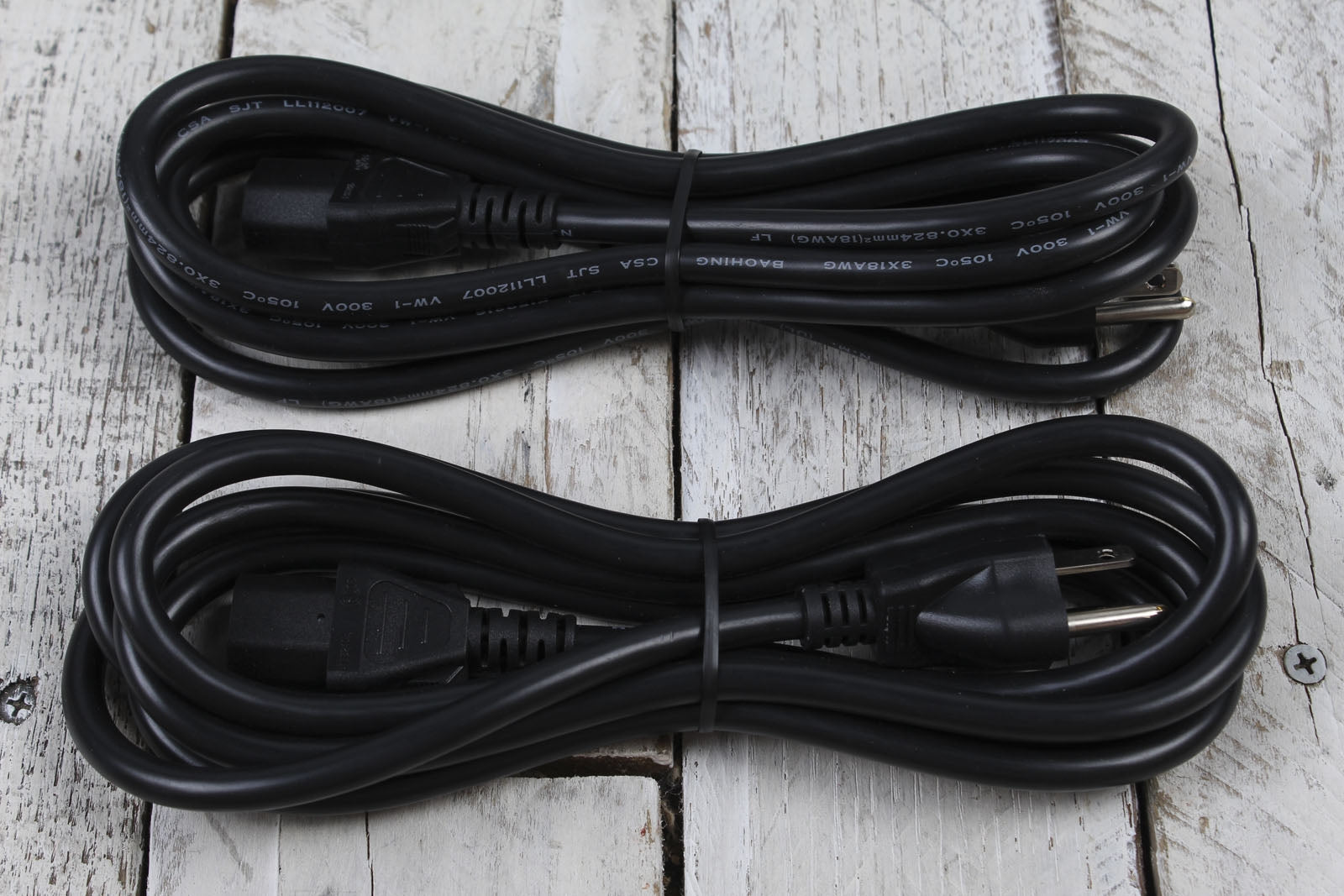 Yamaha HS7 Two Way Powered Studio Monitor PAIR OF TWO 95 Watt Active Speakers HS