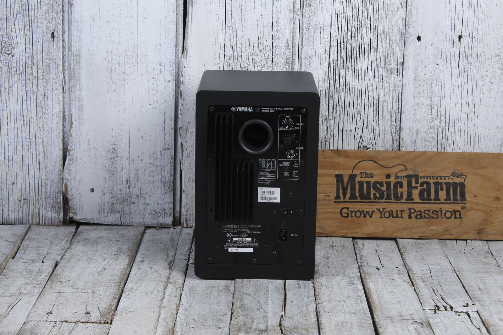 Yamaha HS7 Two Way Powered Studio Monitor PAIR OF TWO 95 Watt Active Speakers HS