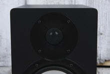 Load image into Gallery viewer, Yamaha HS7 Two Way Powered Studio Monitor PAIR OF TWO 95 Watt Active Speakers HS